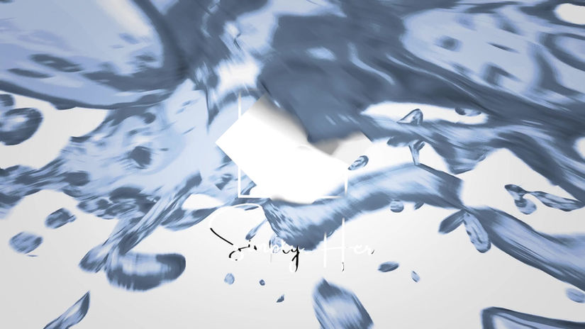 Simply Her-Water Splash